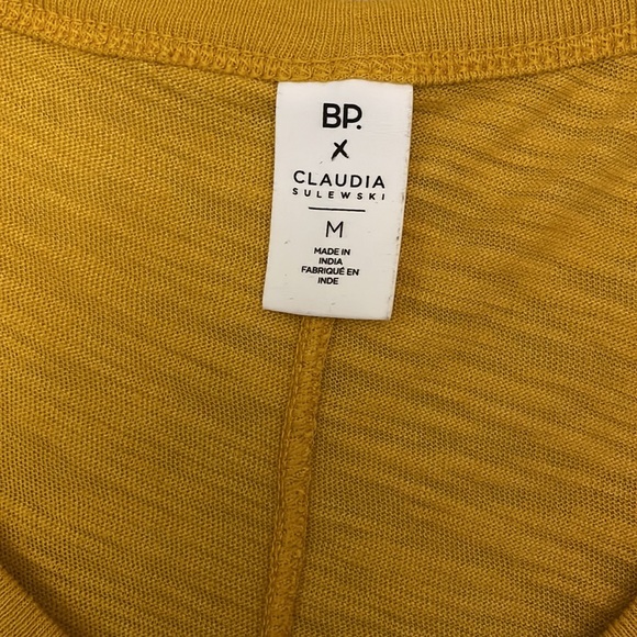 NWOT • 2 BP X CLAUDIA SULEWSKI U-Neck Tee - Picture 4 of 8